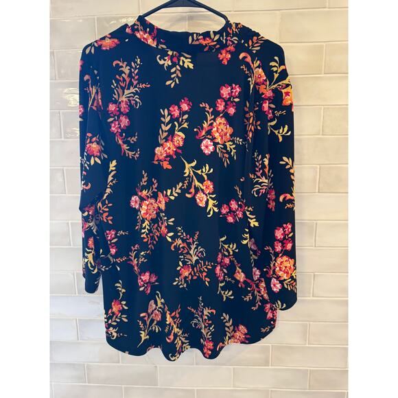 JM Collection Black Floral Blouse 1X Plus V-Neck Long Sleeve Tunic Top - Picture 3 of 4